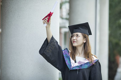 清华大学在职研究生